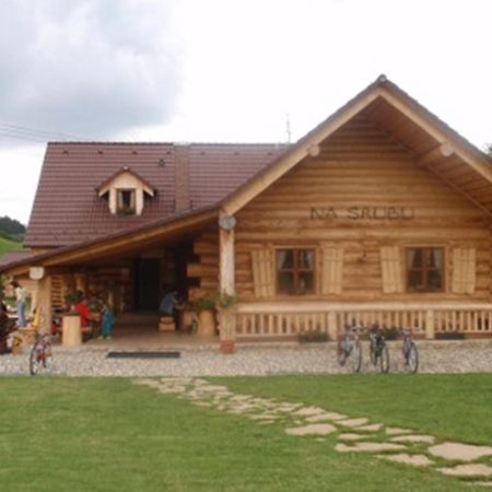 Penzion Malovany Osvetimany Ngoại thất bức ảnh